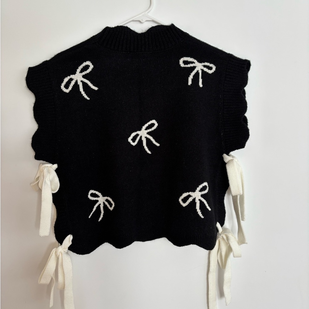 MARBLE Black Knit Crop Top with White Bow Details
